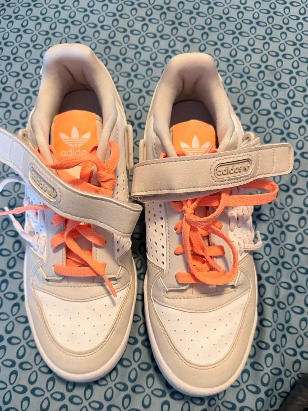 Adidas Retro Unisex Sneakers